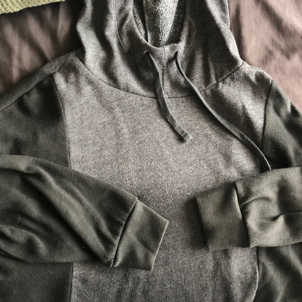 Cropped sweater